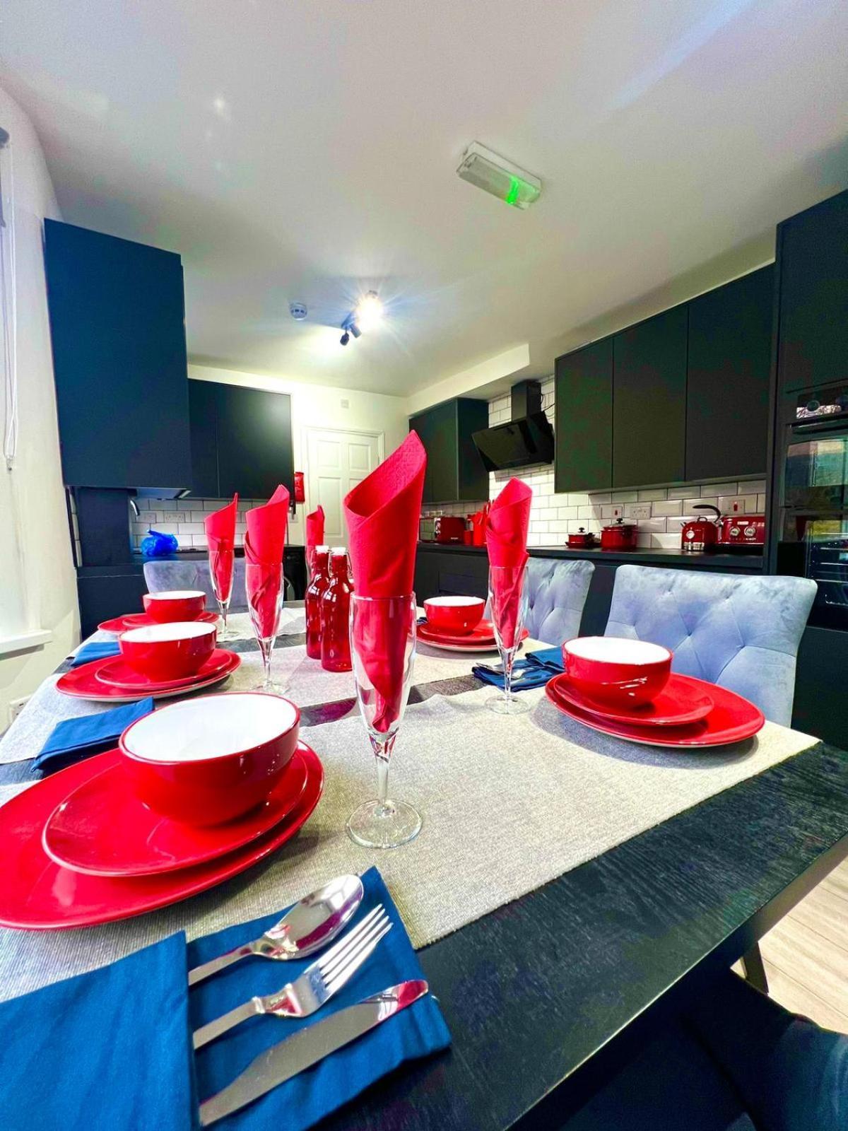 ロンドン Stratford City - Luxe House With Gardenヴィラ エクステリア 写真