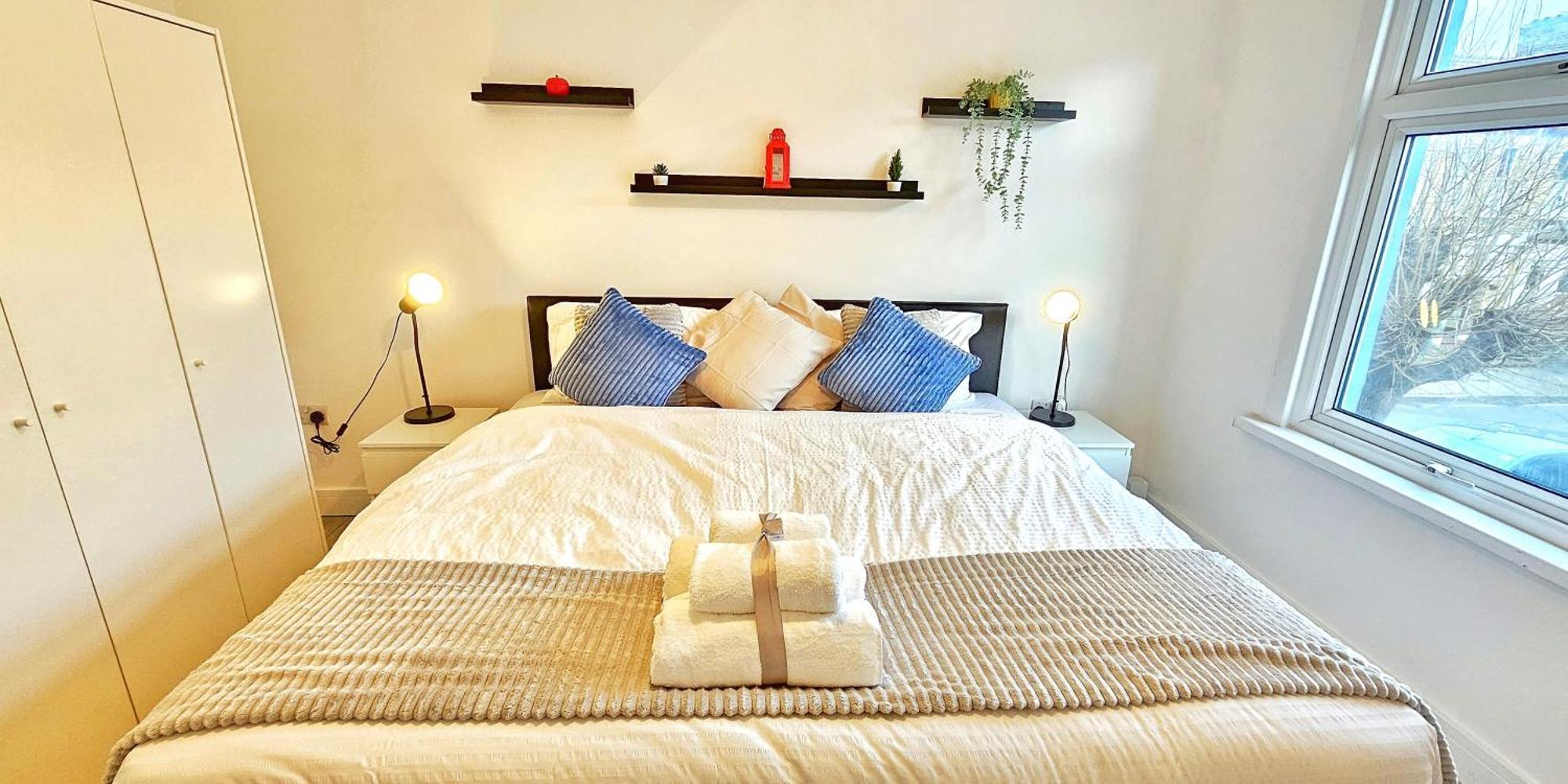 ロンドン Stratford City - Luxe House With Gardenヴィラ エクステリア 写真